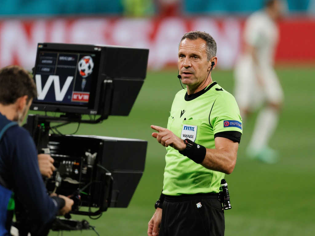 虽然双方 虽然双方